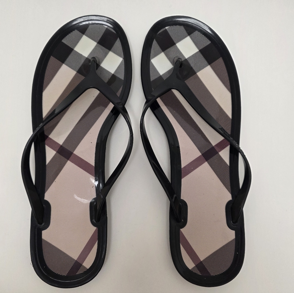 Stylish Black and Beige Women's Flip Flops